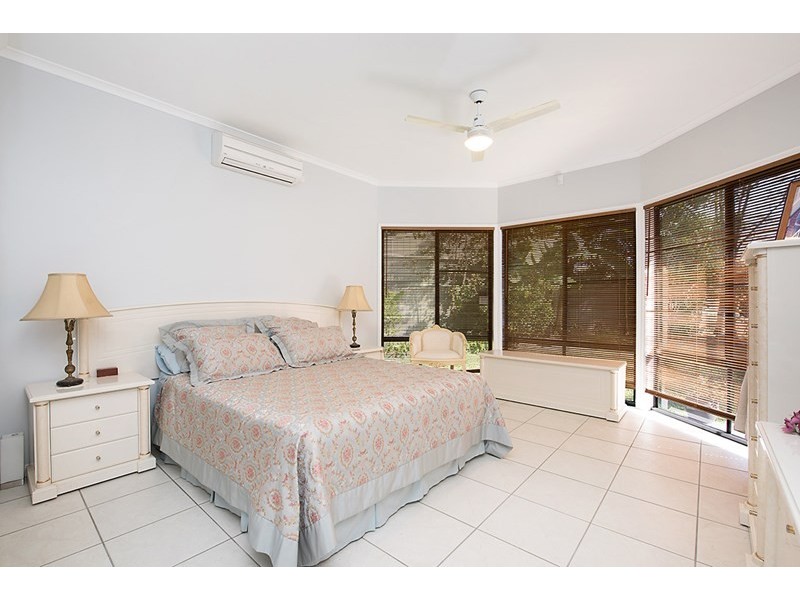 6 Earls Court, Little Mountain QLD 4551