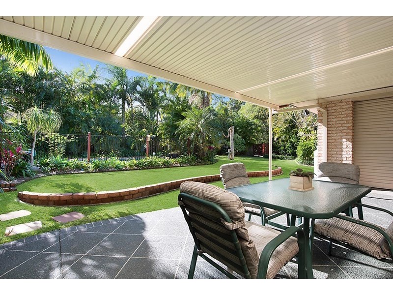6 Earls Court, Little Mountain QLD 4551