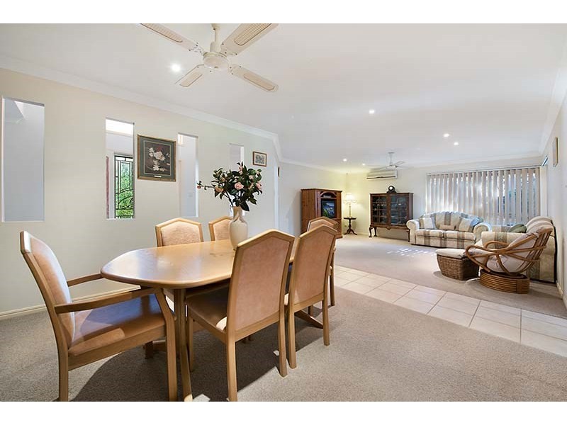 2 Pamphlet Place, Pelican Waters QLD 4551