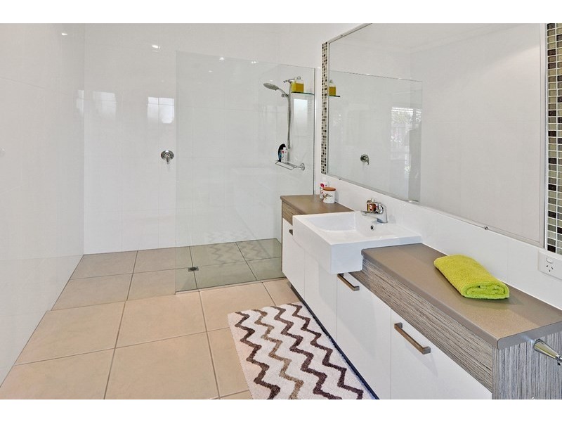 Unit 10 ‘Abbey on Westminster’ Emma Court, Golden Beach QLD 4551