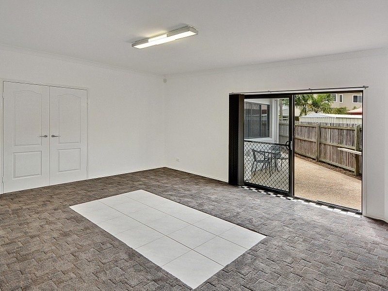 2 Quayline Close, Pelican Waters QLD 4551