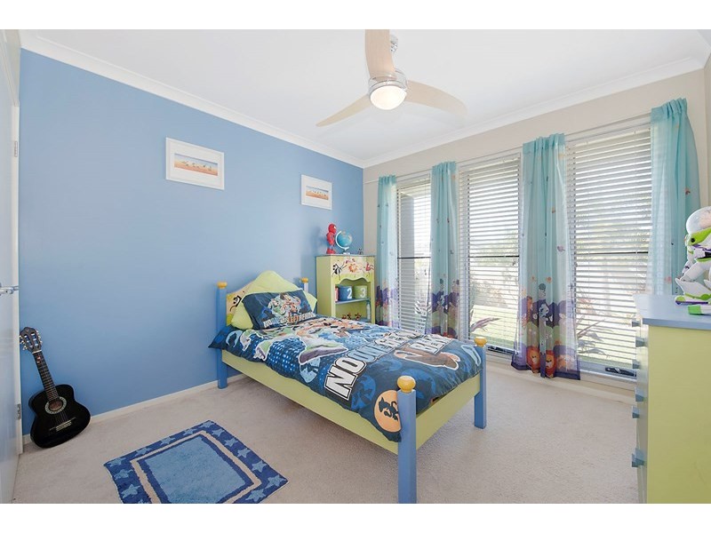 13 Airlie Crescent, Pelican Waters QLD 4551