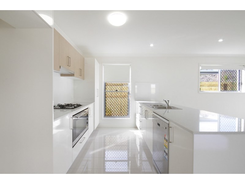 67 Wilderness Circuit, Little Mountain QLD 4551