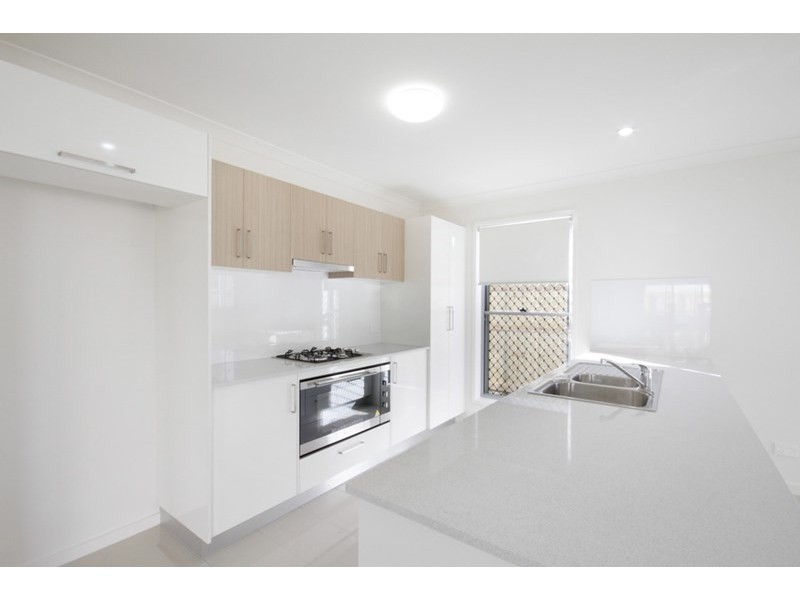 67 Wilderness Circuit, Little Mountain QLD 4551