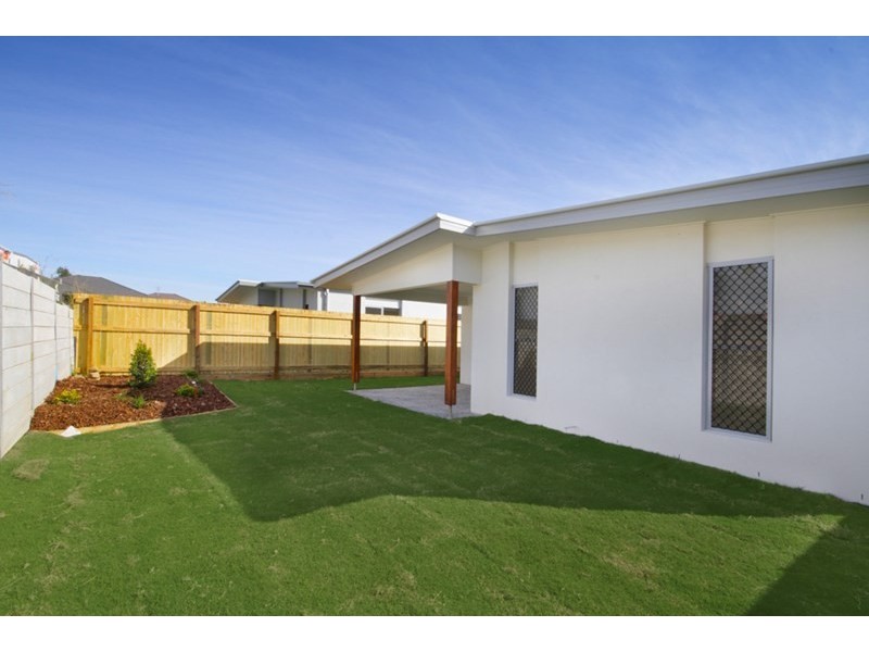 67 Wilderness Circuit, Little Mountain QLD 4551