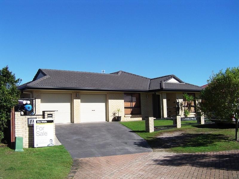 15 Kilbride Court, Caloundra West QLD 4551