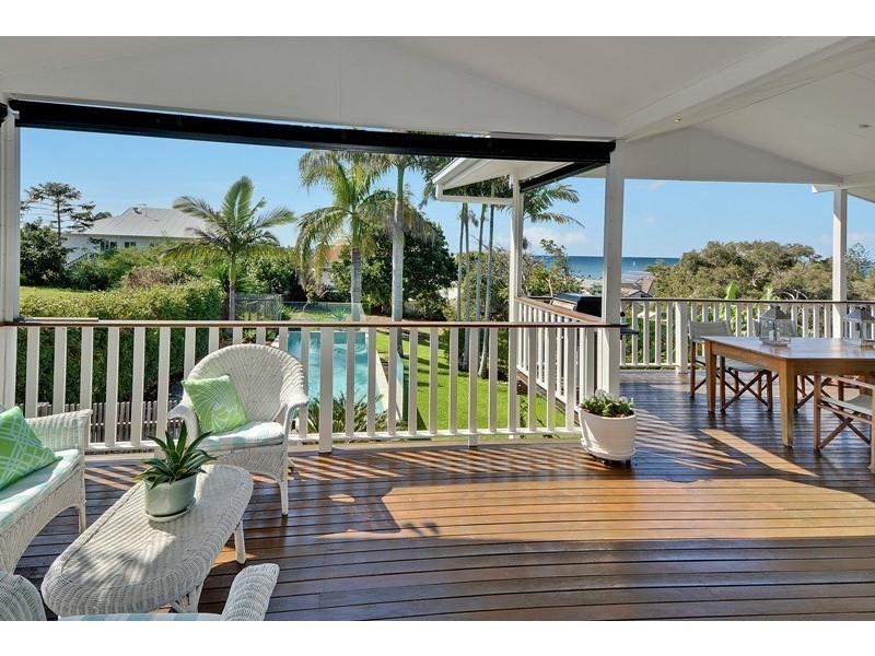 11 Burgess Street, Kings Beach QLD 4551