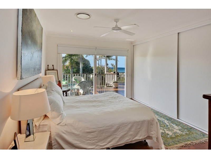 11 Burgess Street, Kings Beach QLD 4551