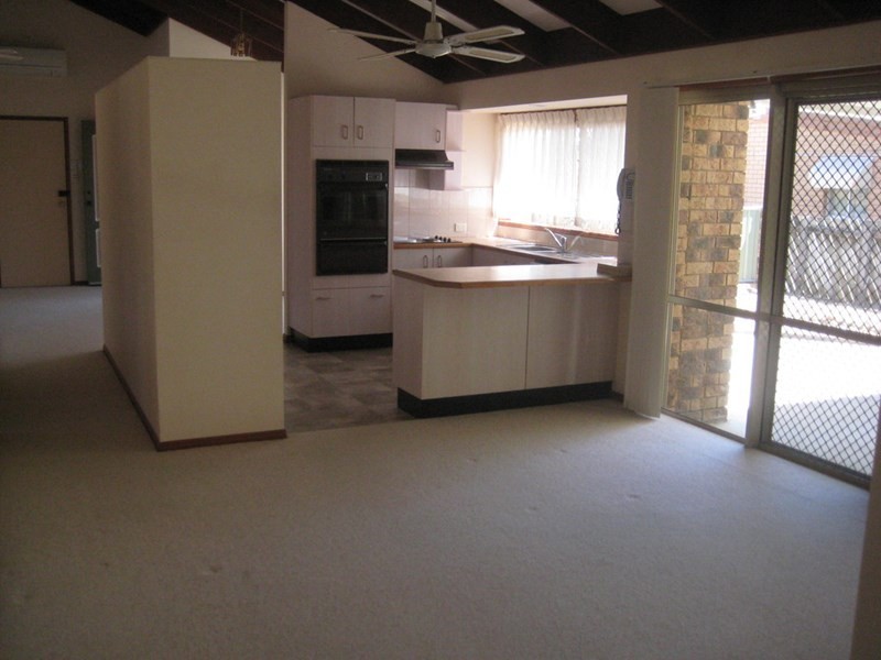 37 Iluka Avenue, Buddina QLD 4575