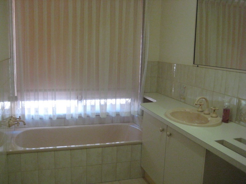 37 Iluka Avenue, Buddina QLD 4575