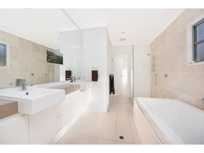 7 Tiller Street, Wurtulla QLD 4575