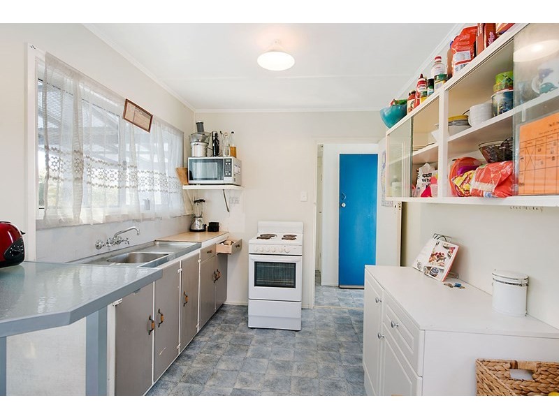 5 Burke Street, Golden Beach QLD 4551