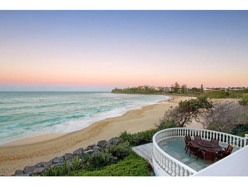 2 Cooroora Street, Dicky Beach QLD 4551