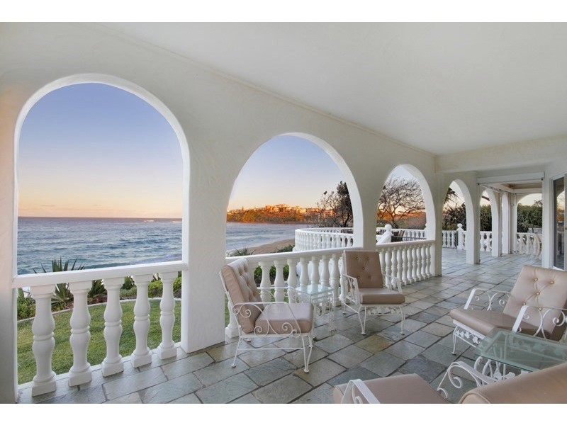 2 Cooroora Street, Dicky Beach QLD 4551