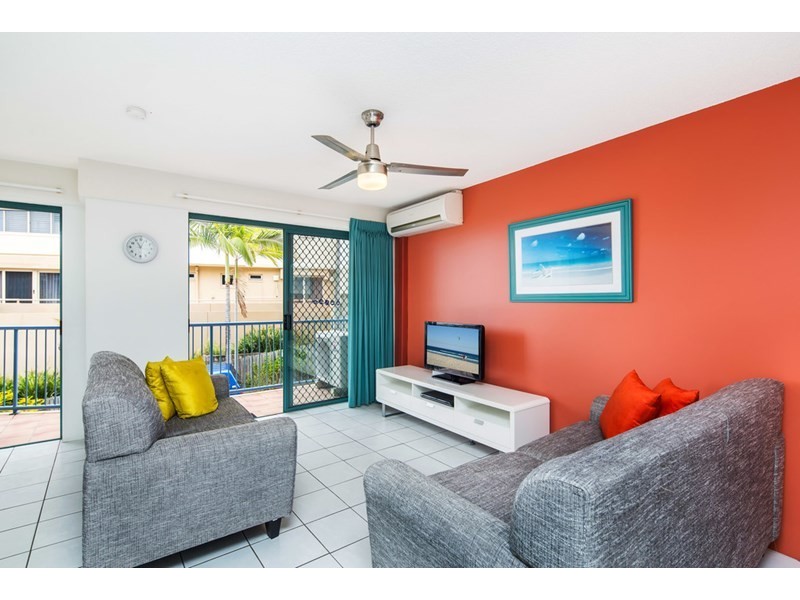 Unit 5 ‘Lindomare’ 13 Orvieto Terrace, Kings Beach QLD 4551