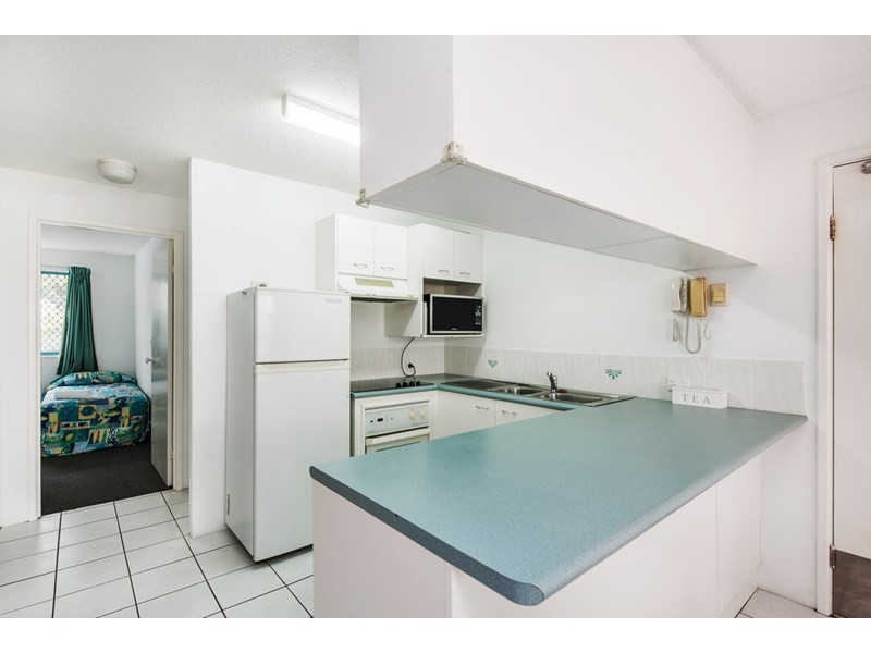 Unit 5 ‘Lindomare’ 13 Orvieto Terrace, Kings Beach QLD 4551