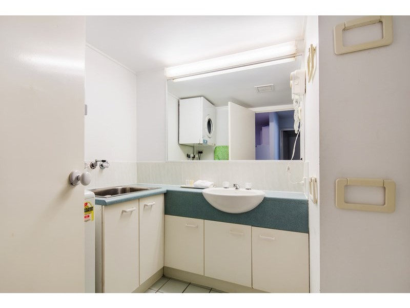 Unit 5 ‘Lindomare’ 13 Orvieto Terrace, Kings Beach QLD 4551