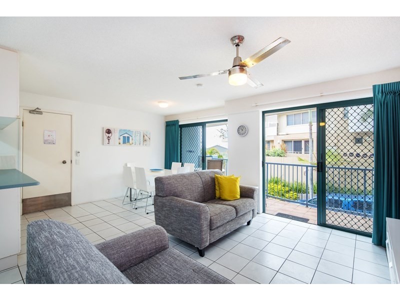 Unit 5 ‘Lindomare’ 13 Orvieto Terrace, Kings Beach QLD 4551