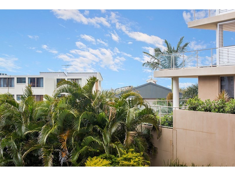Unit 5 ‘Lindomare’ 13 Orvieto Terrace, Kings Beach QLD 4551