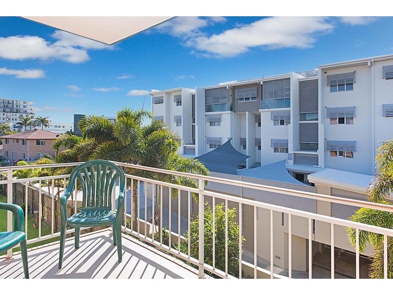 Unit 5/4 Oxley Street, Golden Beach QLD 4551