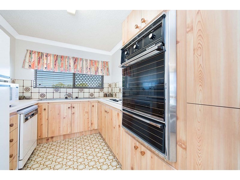 Unit 5/4 Oxley Street, Golden Beach QLD 4551