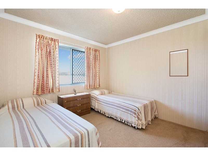 Unit 5/4 Oxley Street, Golden Beach QLD 4551