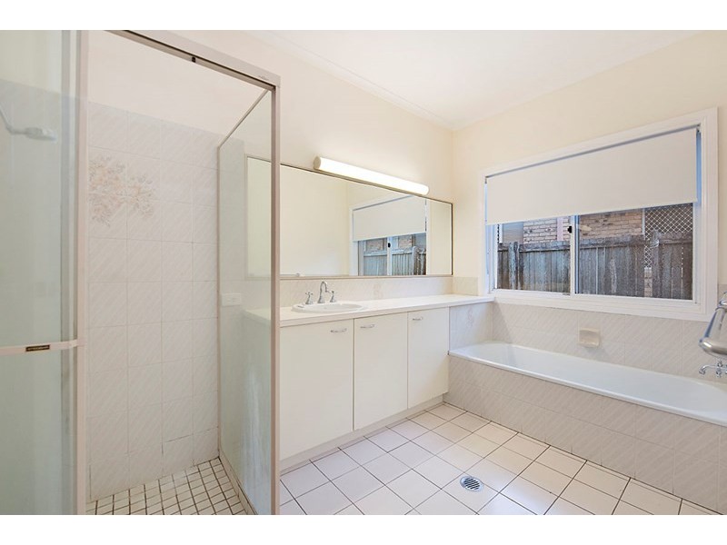 71 Poinsettia Avenue, Mooloolaba QLD 4557