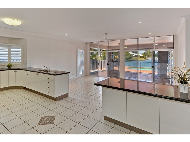 15 Tripcony Court, Pelican Waters QLD 4551