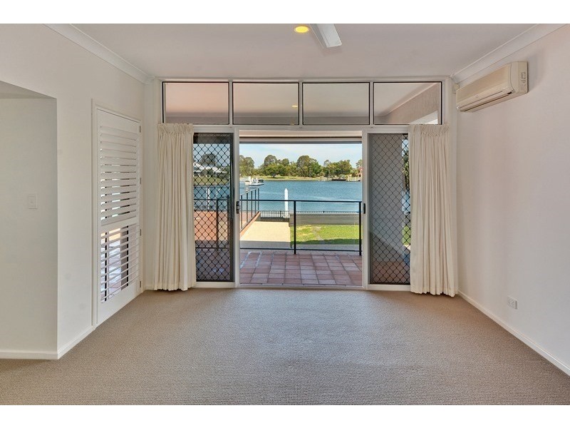 15 Tripcony Court, Pelican Waters QLD 4551