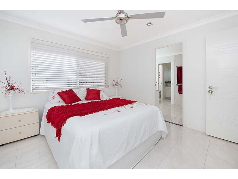 24 Artunga Place, Pelican Waters QLD 4551