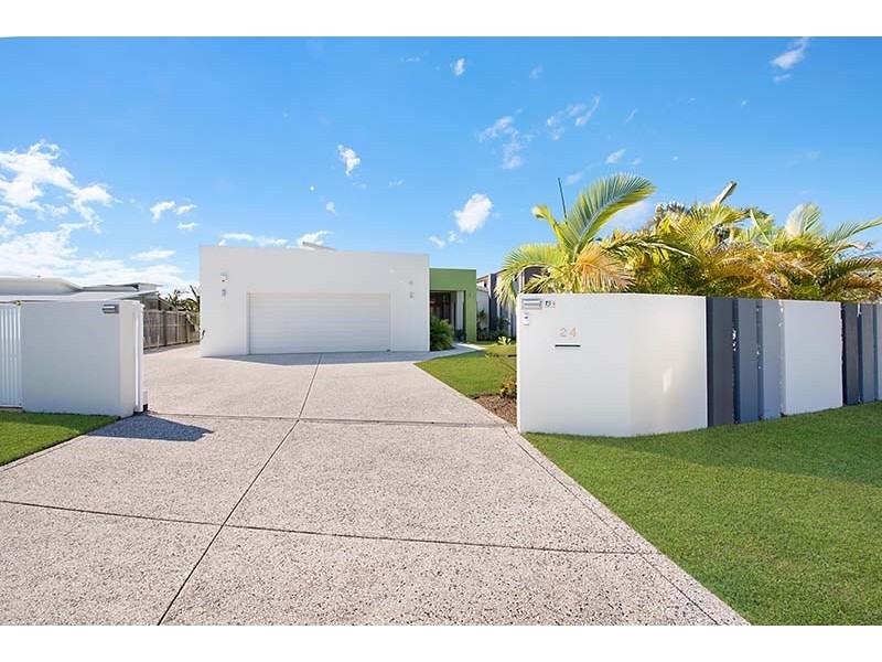 24 Artunga Place, Pelican Waters QLD 4551