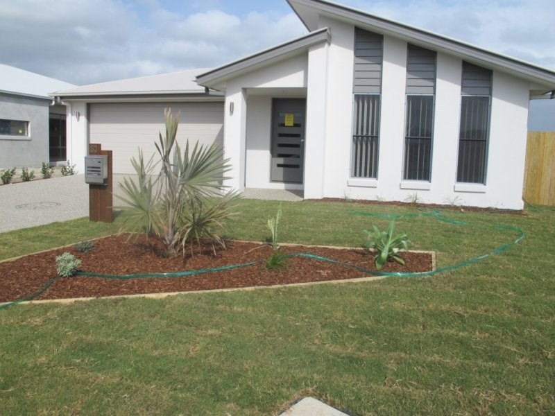 53 Ruby Crescent, Meridan Plains QLD 4551