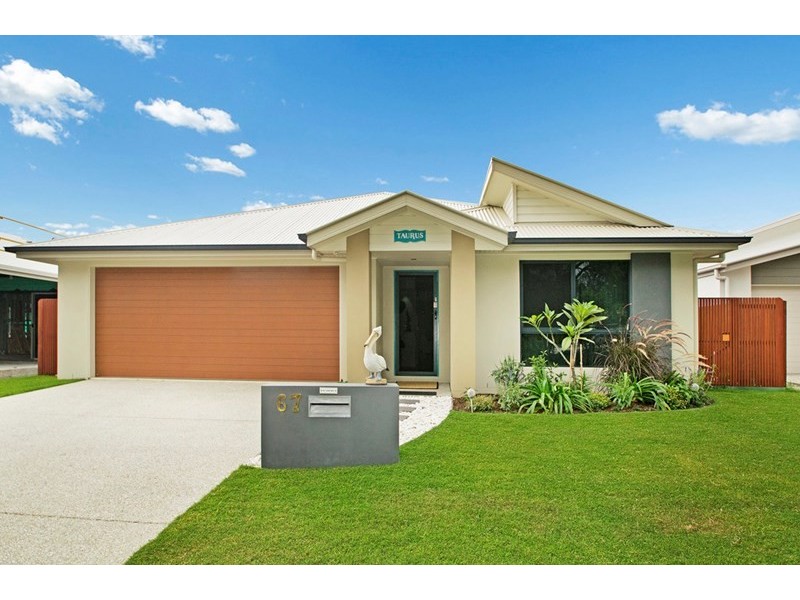 67 Sovereign Circuit, Pelican Waters QLD 4551