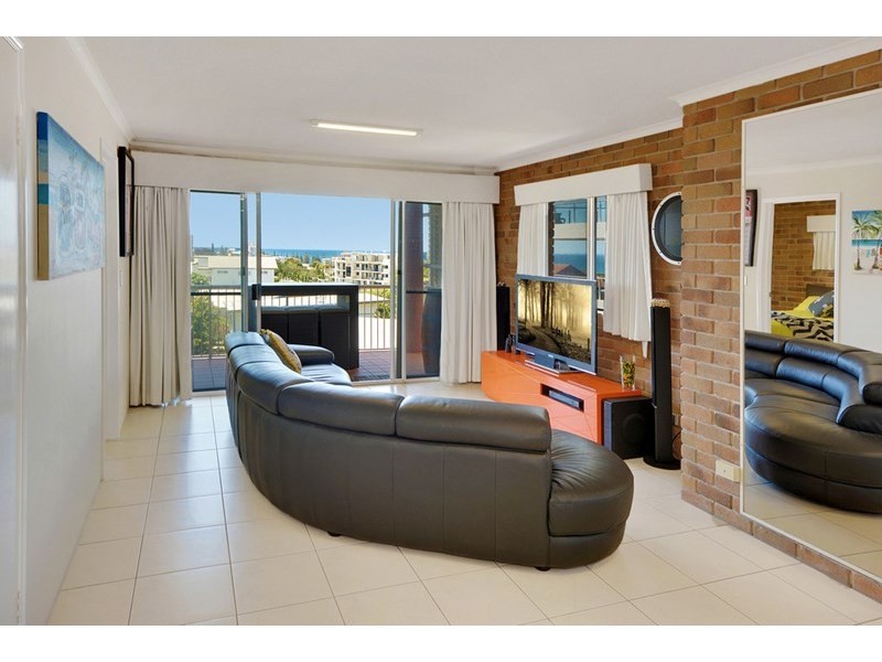 Unit 3 ‘Cascades Apartments’ 23 Maltman Street, Kings Beach QLD 4551