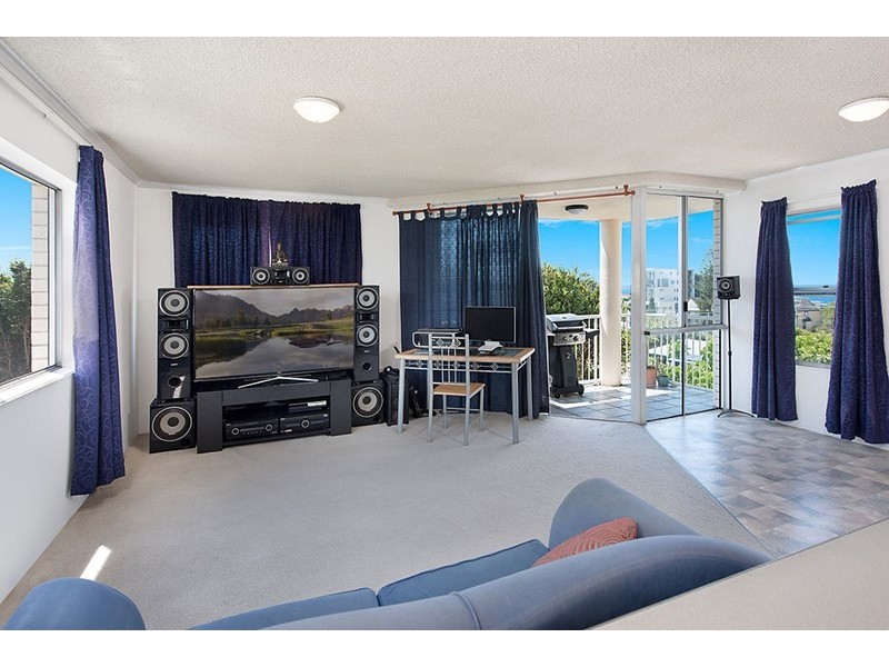 Unit 8 ‘Sandringham Gardens’ 1 Queen Street, Moffat Beach QLD 4551