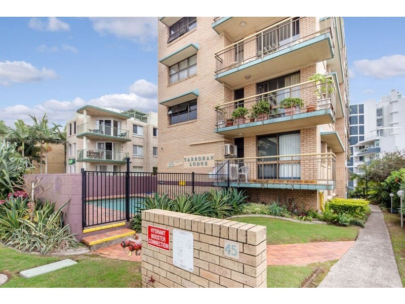 Unit 6 ‘Tarrohan Lodge’ 45 Verney Street, Kings Beach QLD 4551