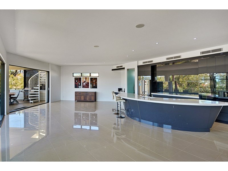 2 Mackay Street, Dicky Beach QLD 4551