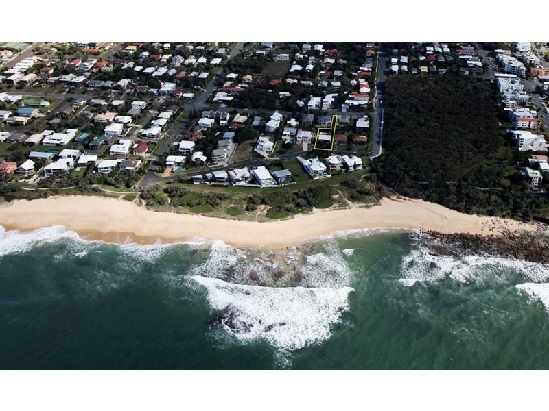 8 Beachside Court, Shelly Beach QLD 4551
