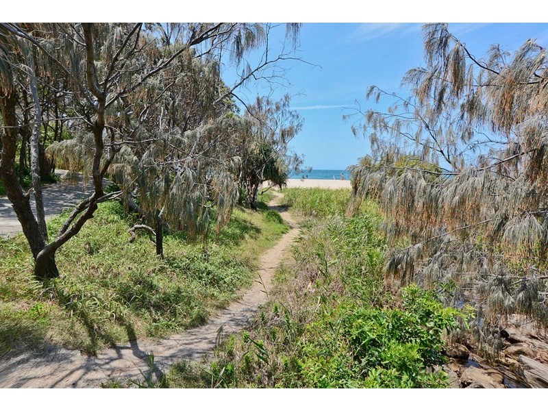 8 Beachside Court, Shelly Beach QLD 4551
