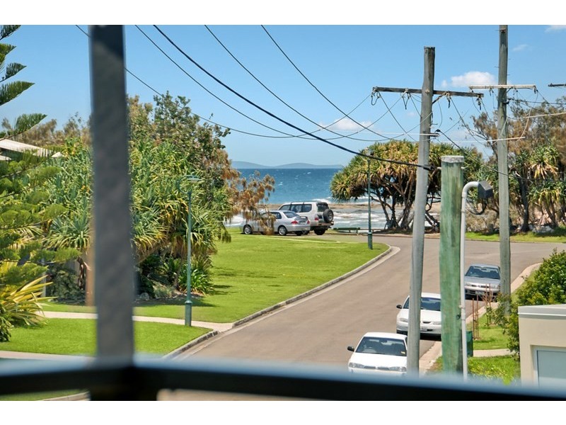 8 Beachside Court, Shelly Beach QLD 4551