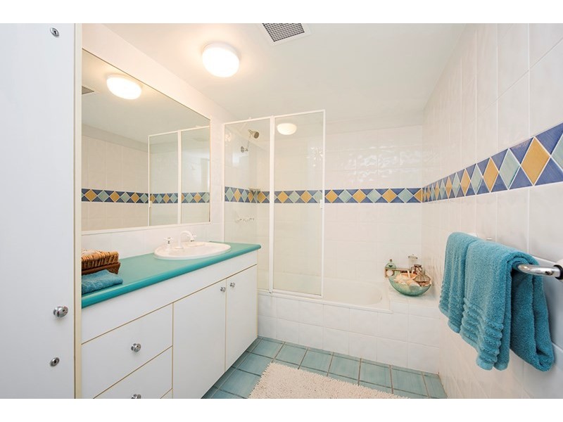 Unit 2 ‘Pisces’ 27 Landsborough Parade, Golden Beach QLD 4551