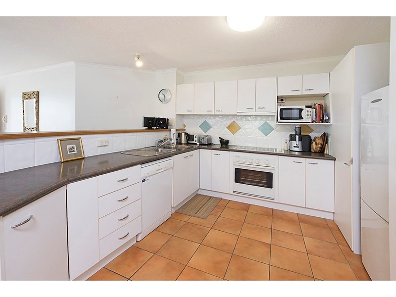 Unit 2 ‘Pisces’ 27 Landsborough Parade, Golden Beach QLD 4551