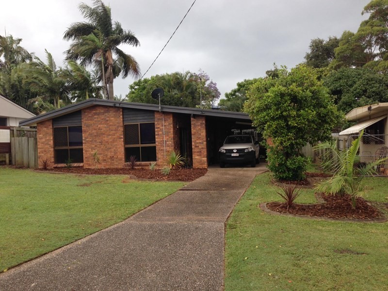 19 Parkway Drive, Mooloolaba QLD 4557
