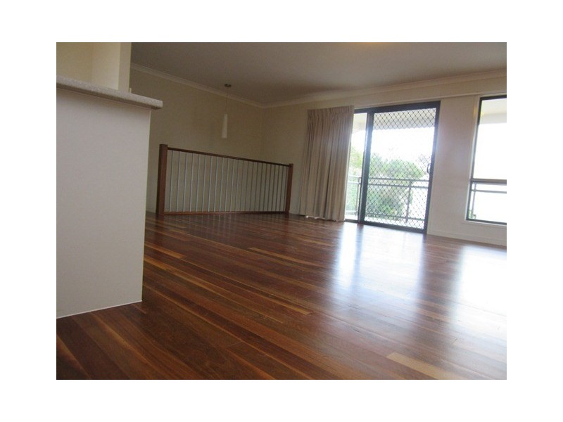 Unit 2, 19 Ngungun Street, Dicky Beach QLD 4551