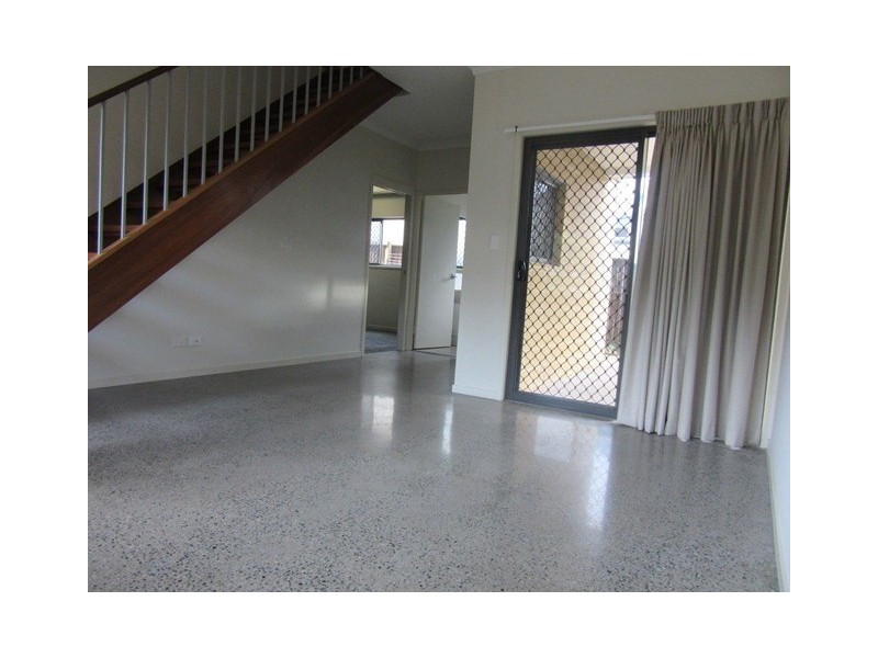 Unit 2, 19 Ngungun Street, Dicky Beach QLD 4551