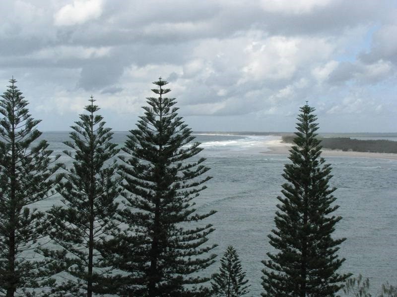 Unit 9 ‘Araluen’ 10 Bulcock Beach Esplanade, Caloundra QLD 4551