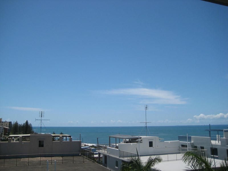 Unit 10 ‘Kings Manor’, 7 Mahia Terrace, Kings Beach QLD 4551