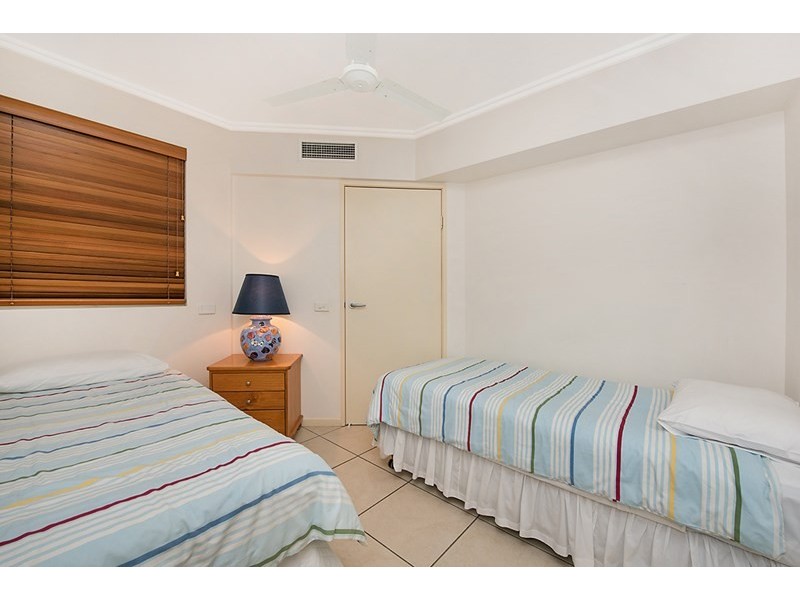 Unit 9 ‘Rolling Surf Resort’, 8 Levuka Avenue, Kings Beach QLD 4551