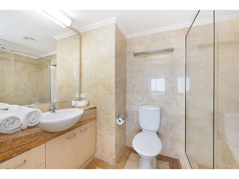 Unit 9 ‘Rolling Surf Resort’, 8 Levuka Avenue, Kings Beach QLD 4551