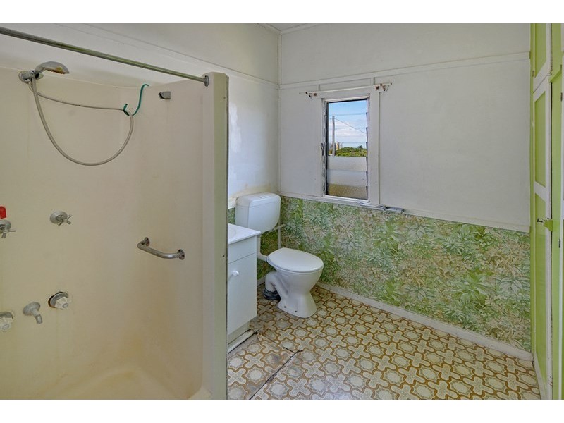 9 Orama Avenue, Caloundra QLD 4551